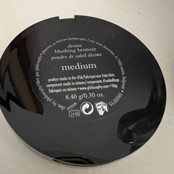 Philosophy Divine Blushing Bronzer Medium Shade New Rare - Picture 4 of 17
